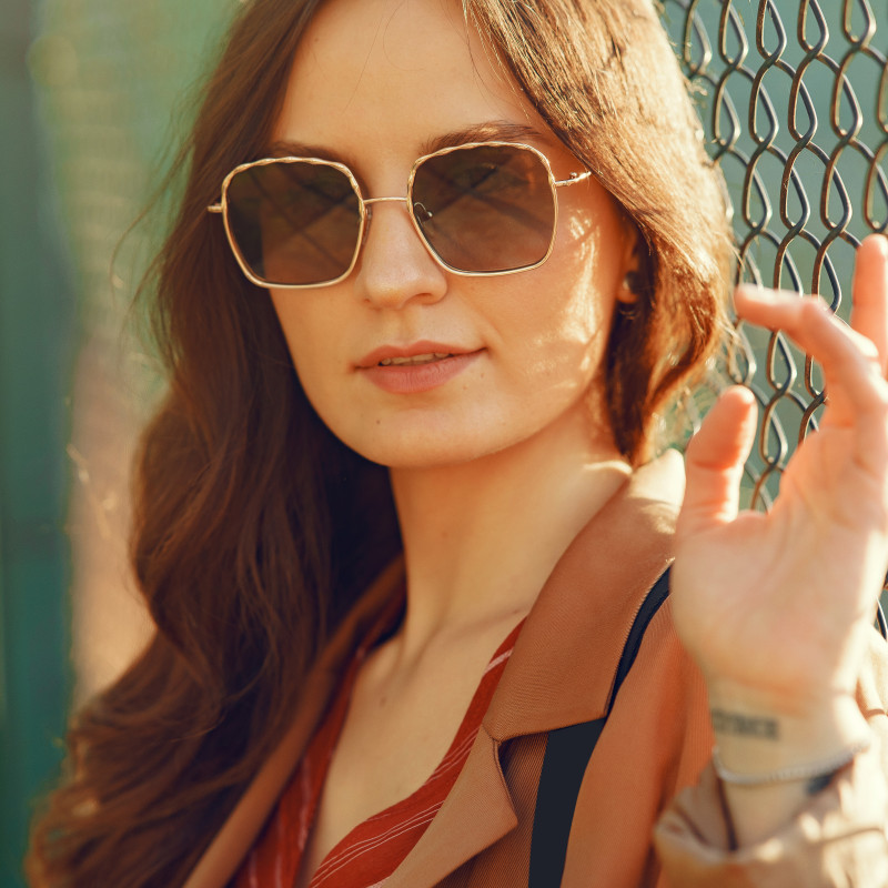 Framed Moments: Style That Sees Differently